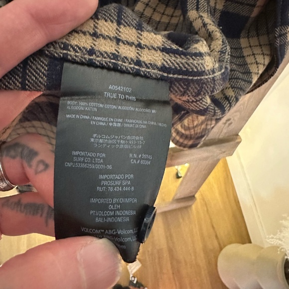 Volcom Flannel Shirt - Picture 2 of 4